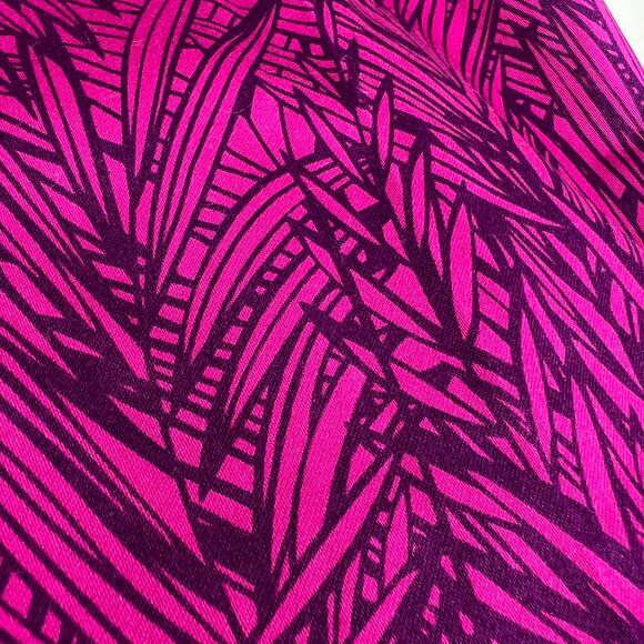 Coldwater Creek Size 16 Natural Fit Crop Capri Pants Pink Purple Floral Summer - Picture 4 of 7